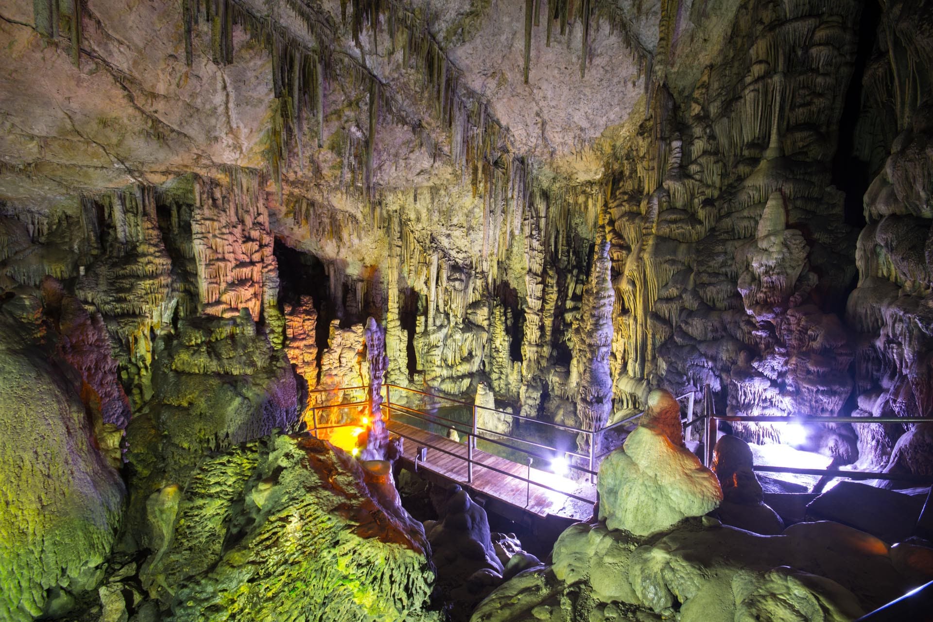 Kouvalite Car Rental | Rent a Car Herkalion, Crete Diktaion Andron Cave